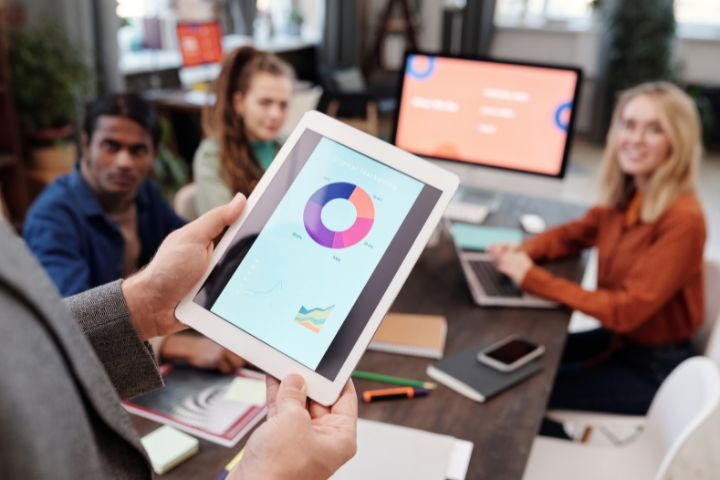 Quais as vantagens da assessoria de marketing digital?